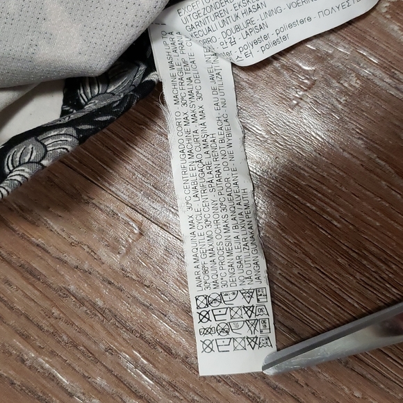 (XS) Zara Trafaluc Floral Print Long Sleeved Romper/Dress Vacation Summer Costal - Picture 12 of 15